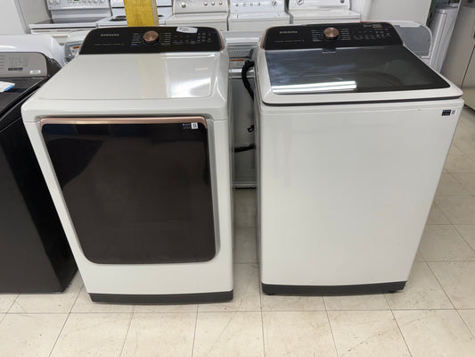 Samsung Ivory Washer & Dryer Set – Steam Cycle Top Load Washer + Vented Electric Dryer NEW